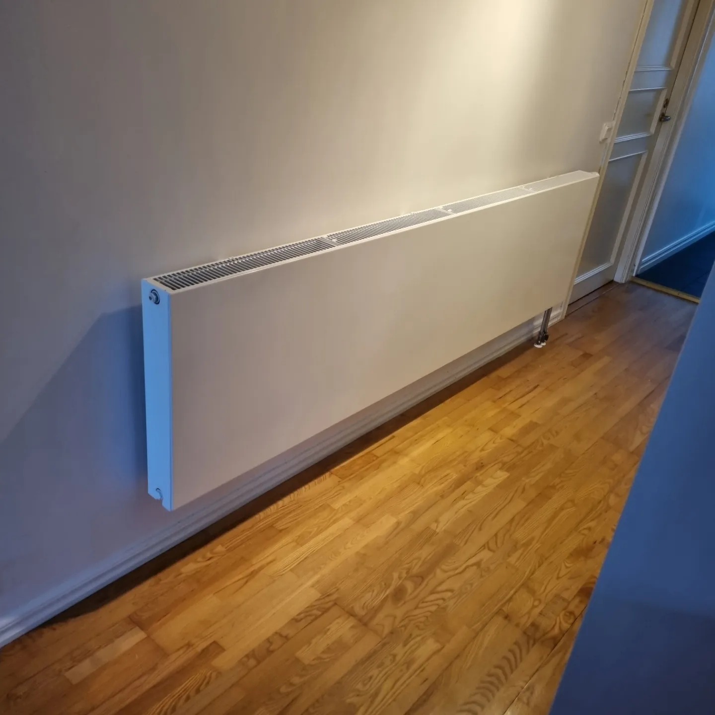 Radiatorinstallation & systemoptimering – energieffektiv värmelösning Purmo radiator i Göteborg