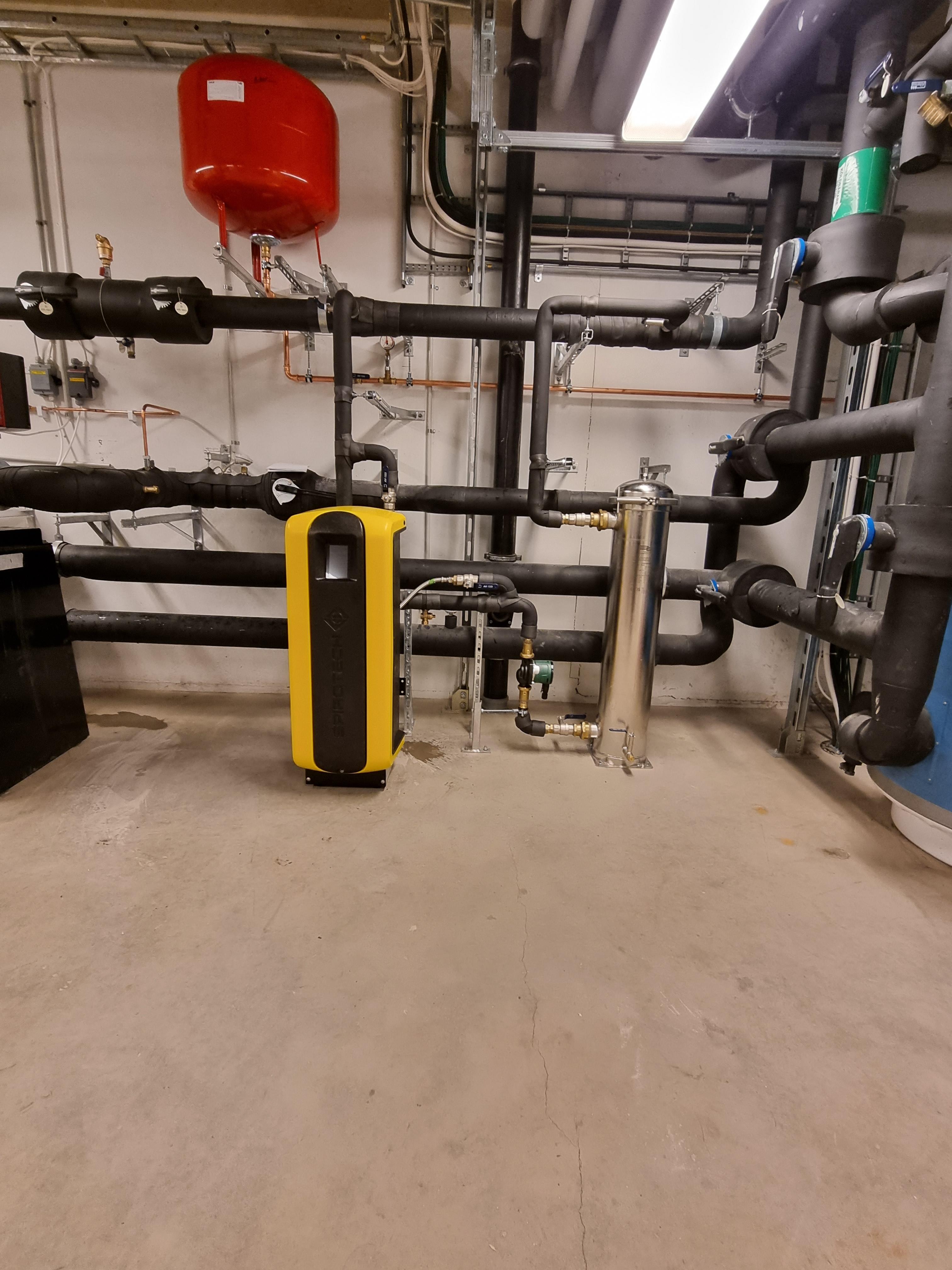 Magnetitfilter och Avgasare i värmesystem